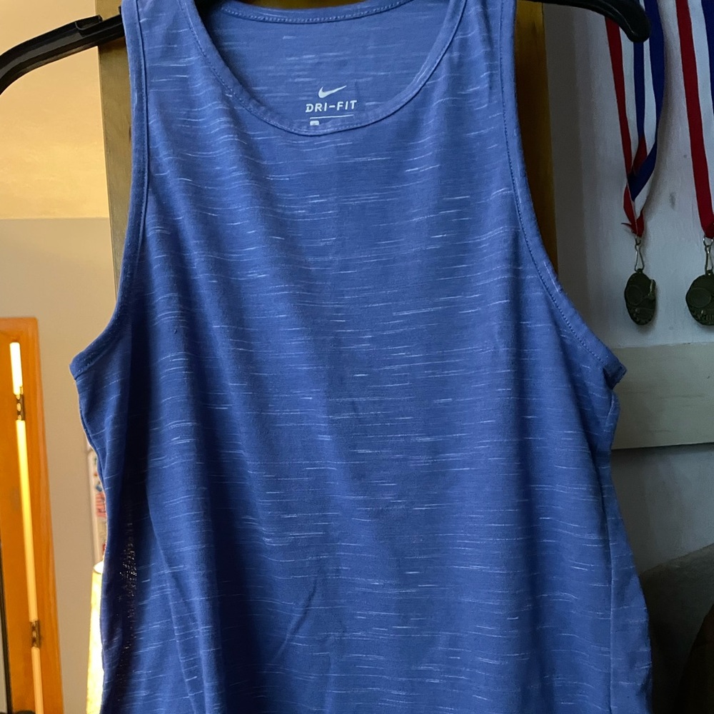 Nike dry fit tank top